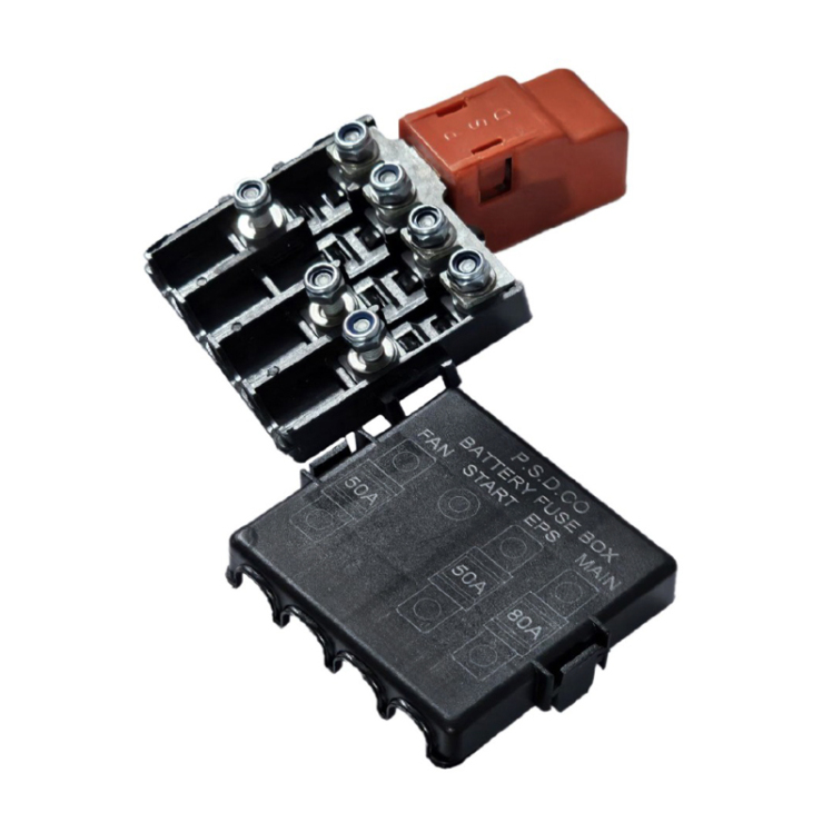 جعبه فیوز کامل سر باتری خودرو کوییک